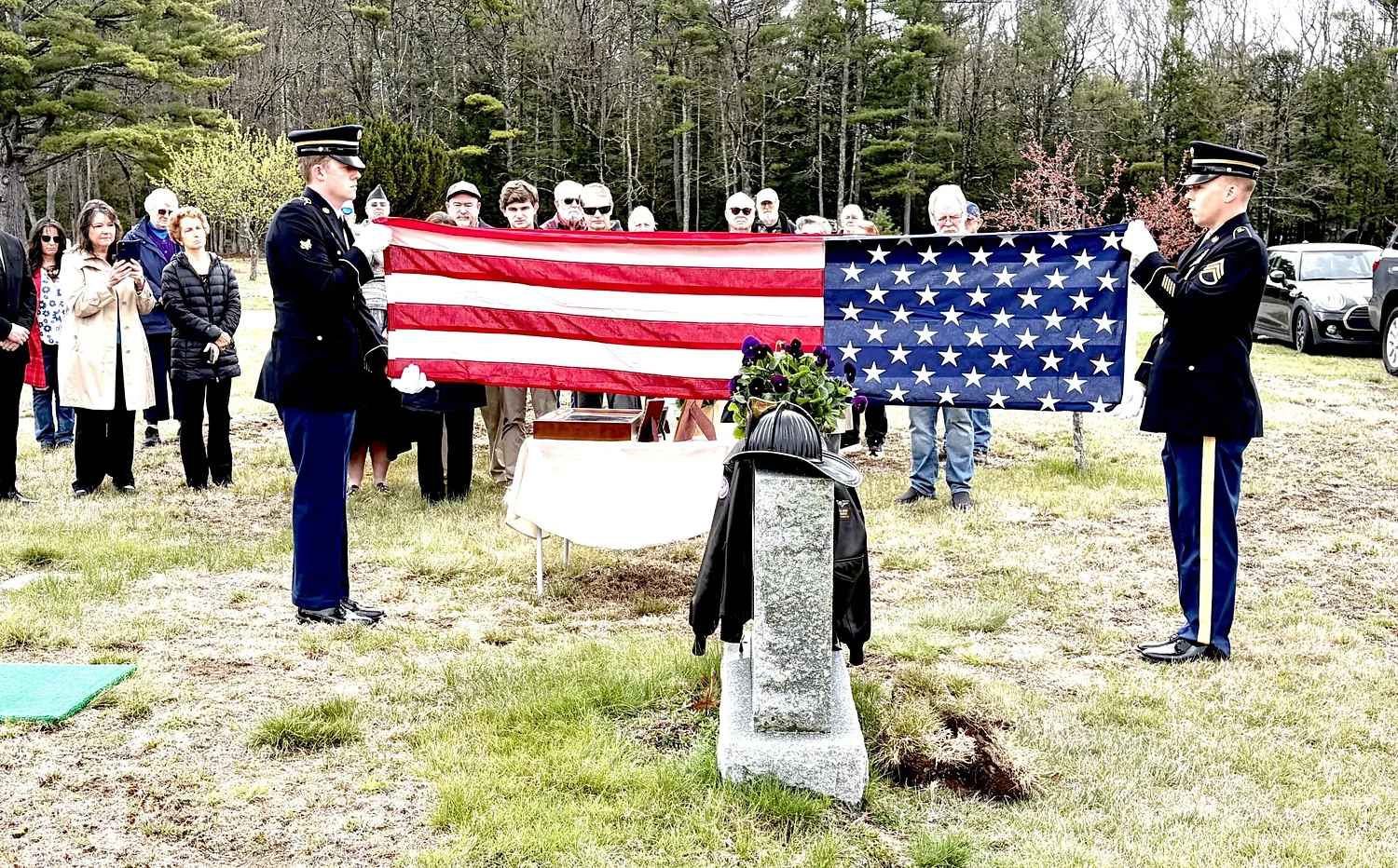 Community pays tribute to local WWII hero Maurice Bowes