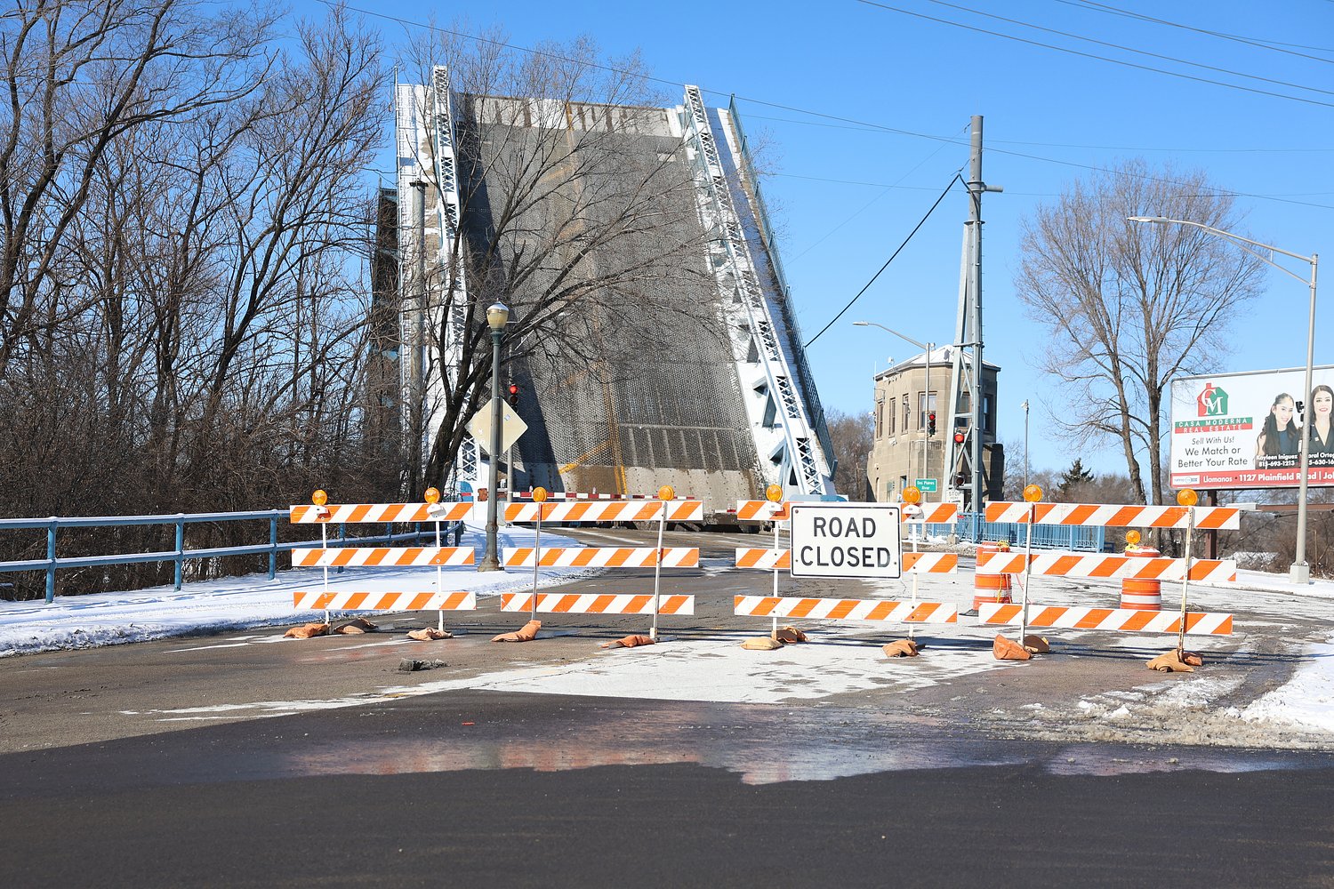 Another bridge shut down in downtown Joliet