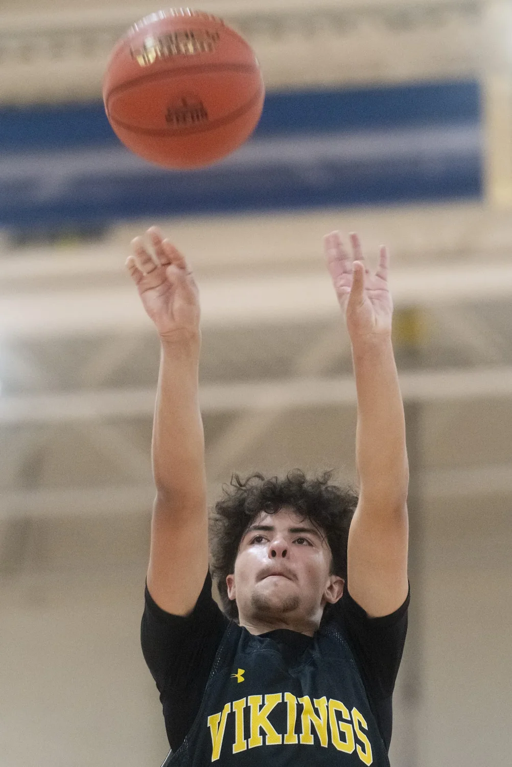H.S. Roundup: Domeniq Sanchez achieves 1,000-point milestone in Smith Voc’s huge win at Mohawk Trail