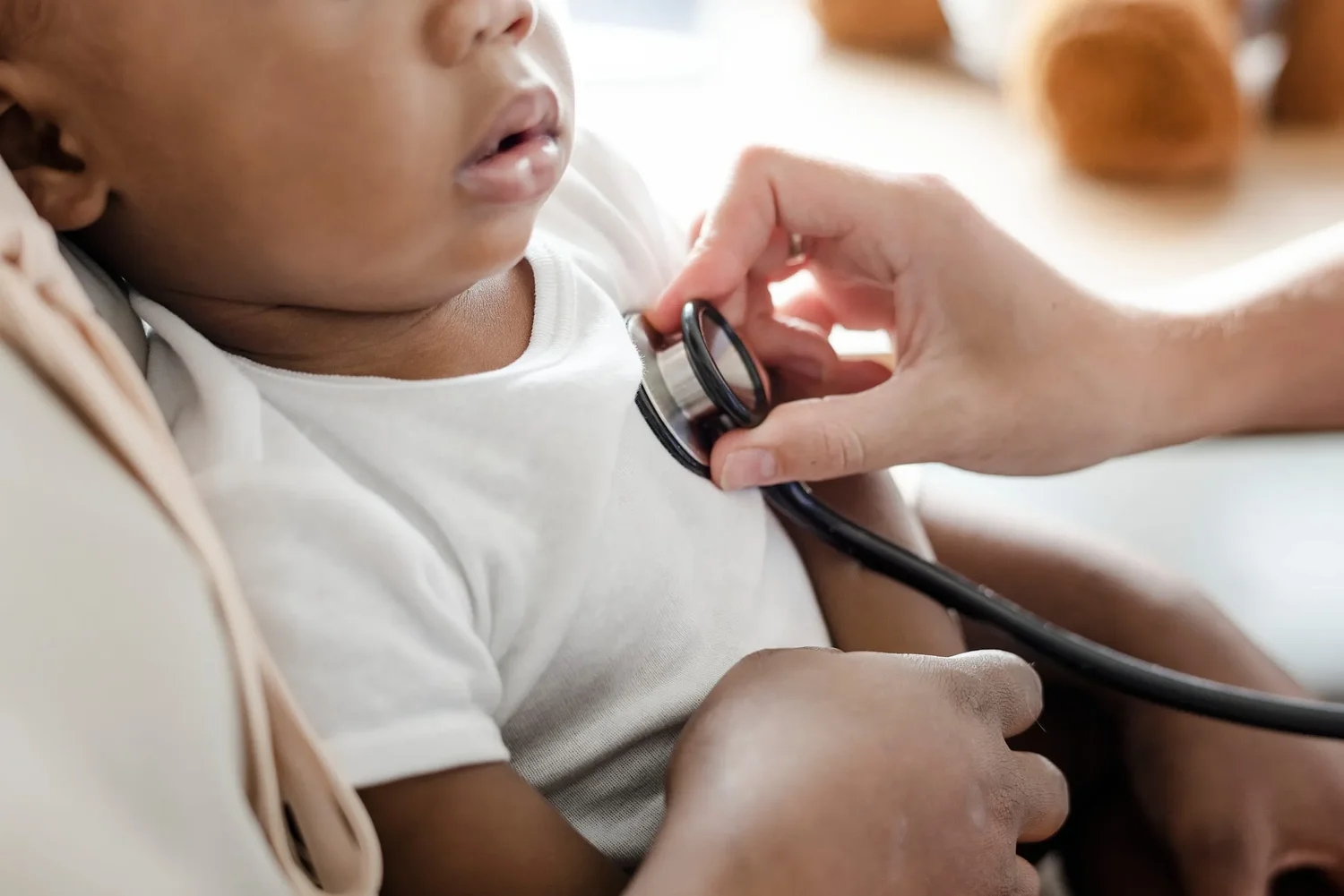 Can babies get vaccinated early against measles?