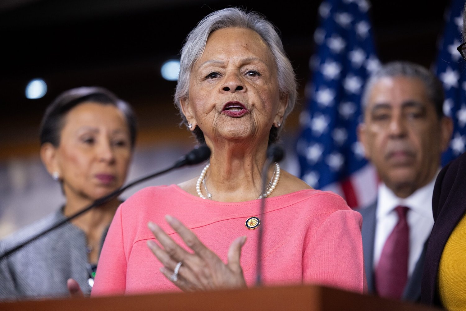 Retiring Rep. Watson Coleman refuses to endorse a successor, slams only Jewish candidate for being a ‘hardline supporter of Netanyahu’