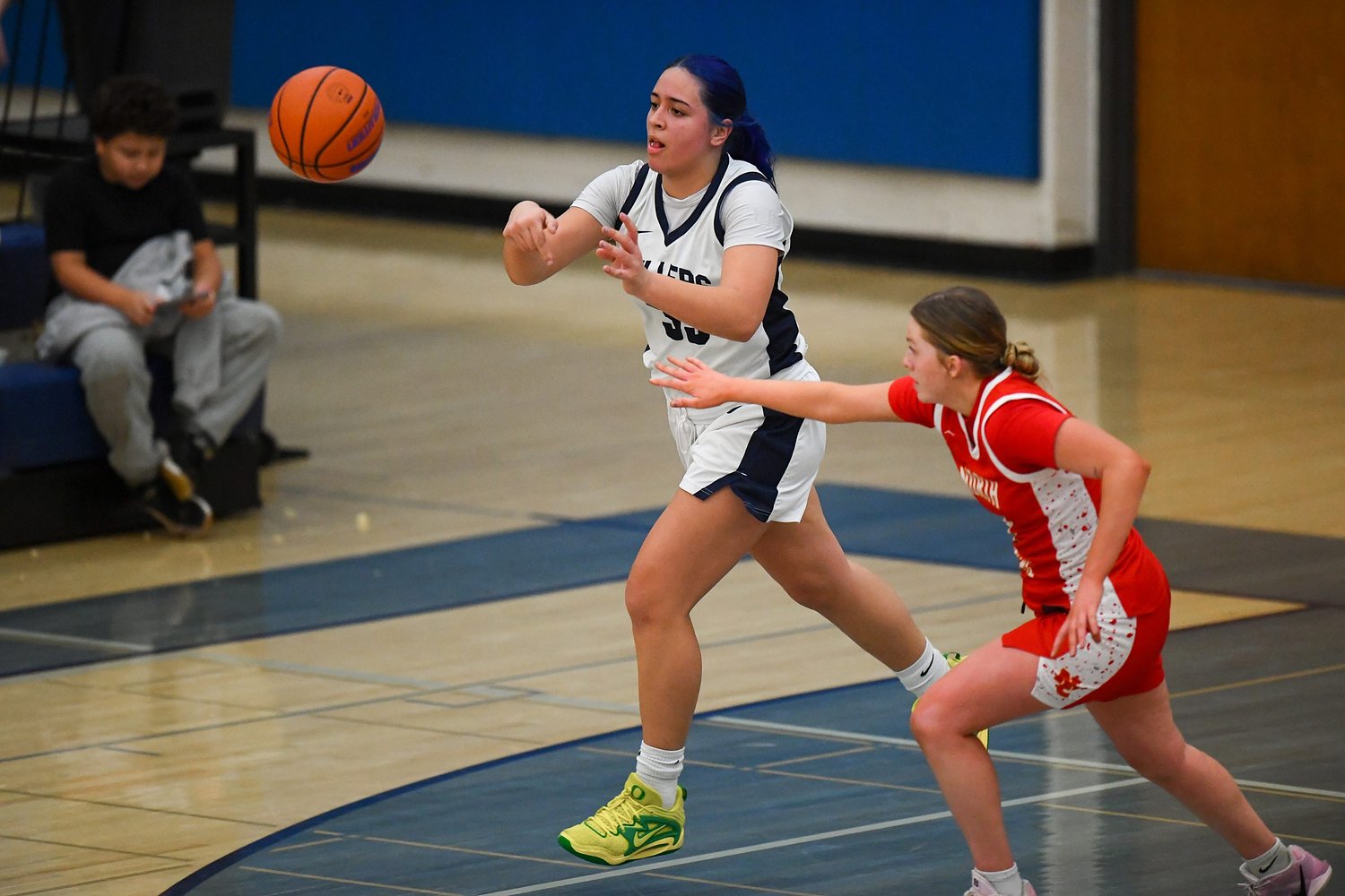 Springfield siblings love competing, lead their teams into the postseason