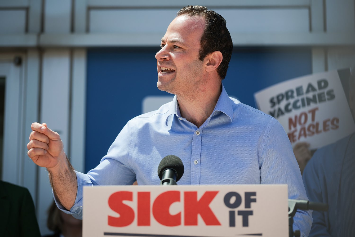 Montgomery County, Md., exec candidates clash over antisemitism records as Jewish vote looms large