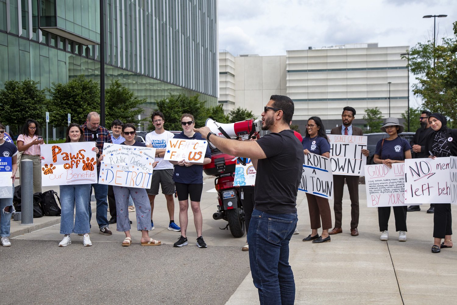 Auto union votes to divest from Israel at annual convention