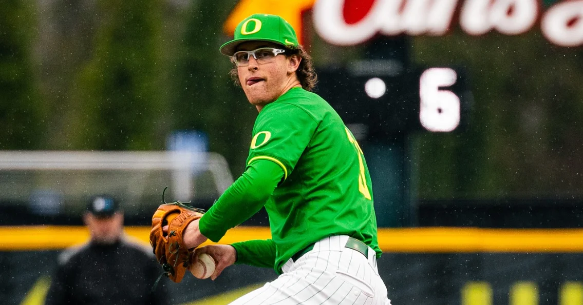 After Tommy John surgery, Cal Scolari anchors Oregon’s 10-1 start