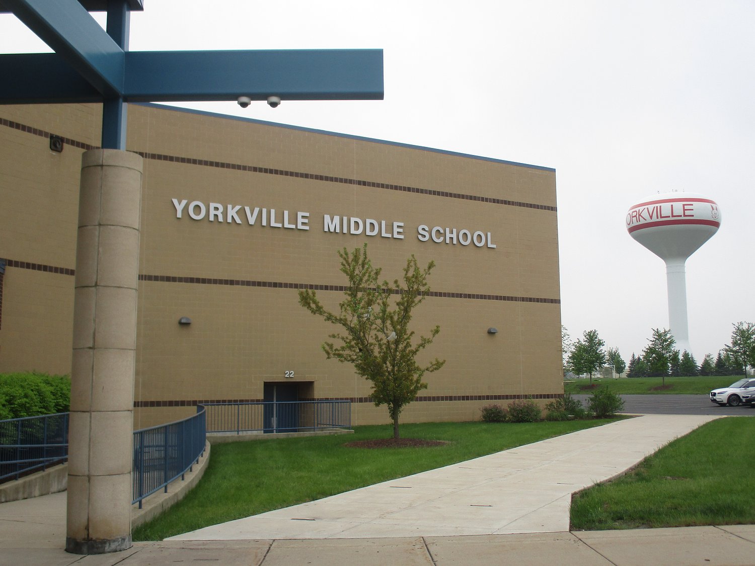 Yorkville school temporarily evacuated after pipe ruptures from freezing temperatures