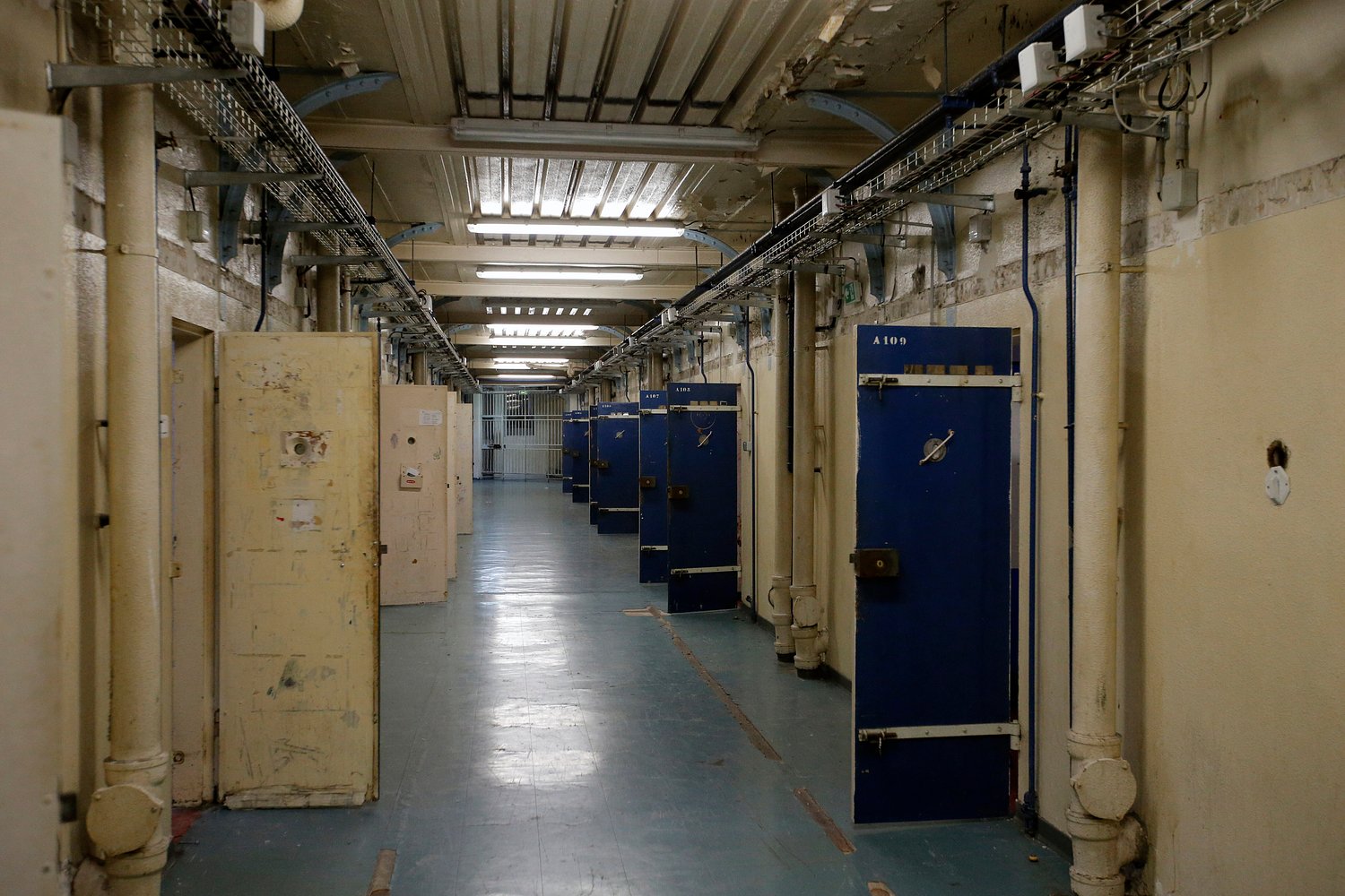 Man who faked his death to evade rape charges dies in prison
