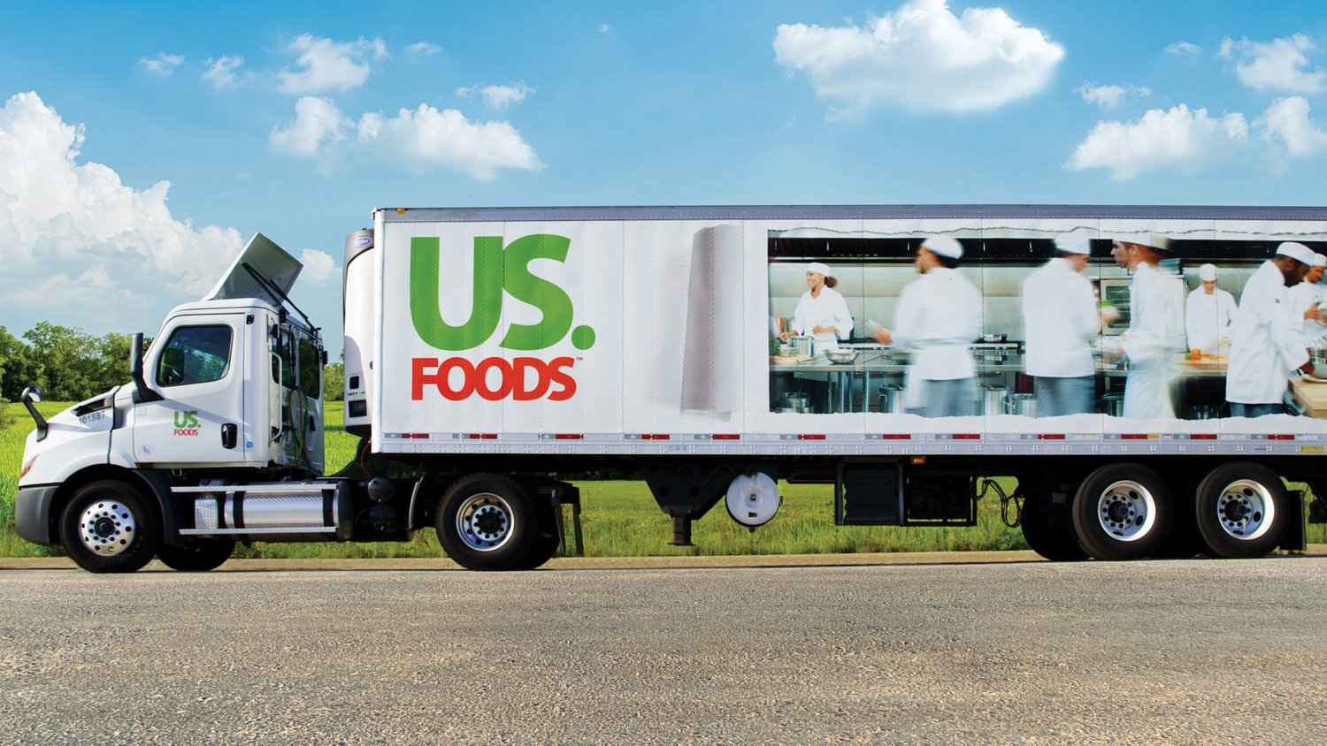 Firm to supply U.S. Navy with $167 million in food, beverages for 329 days