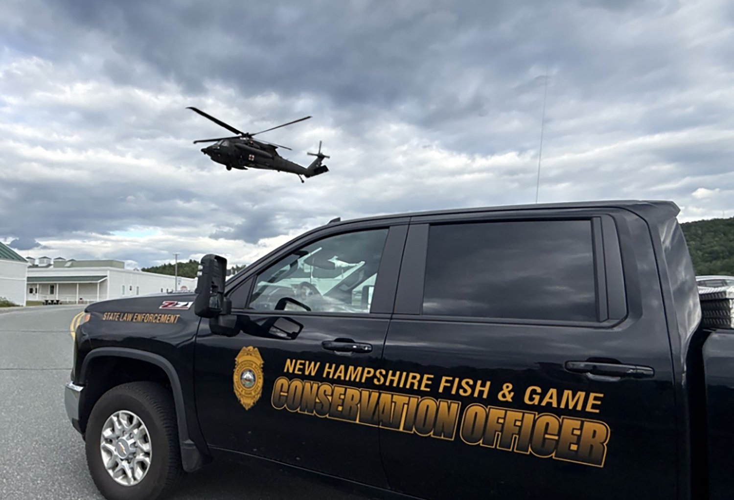 NH Army National Guard airlifts hiker during rescue on Mount Lincoln
