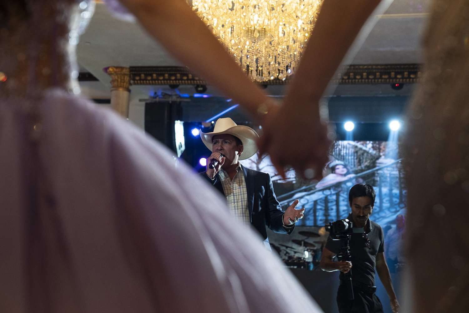 In South Texas, quinceañera dig becomes campaign fuel for Tejano musician Bobby Pulido