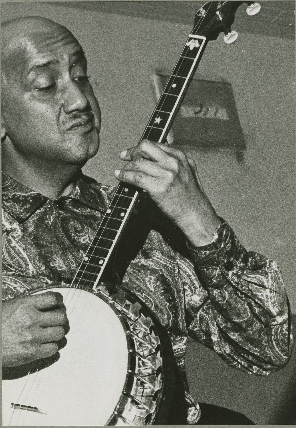Emanuel Sayles was the cat who can play anything