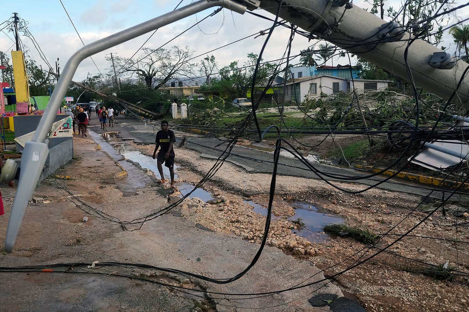 Faith-based disaster relief groups mobilize to respond to Hurricane Melissa