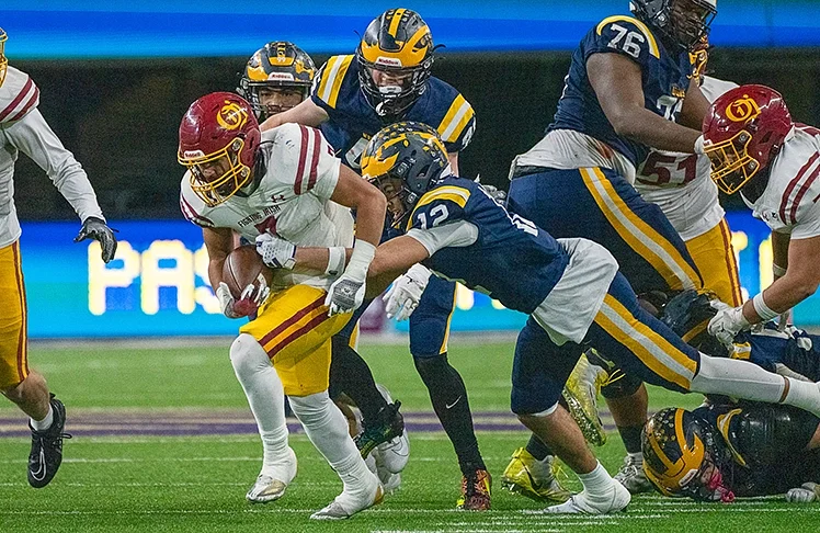 O’Dea Dominates Bellevue 38-15 To Win 2024 State 3A Football Title