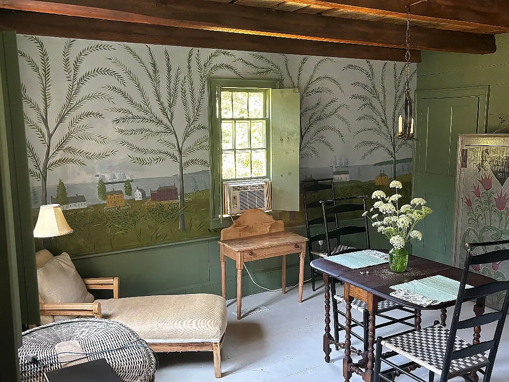 This mural-filled 1790 Down East home that was once a country club is selling for $279K