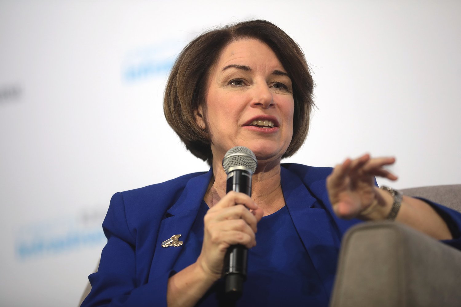 Klobuchar rebukes Fateh campaign staffers who glorified Oct. 7 attacks