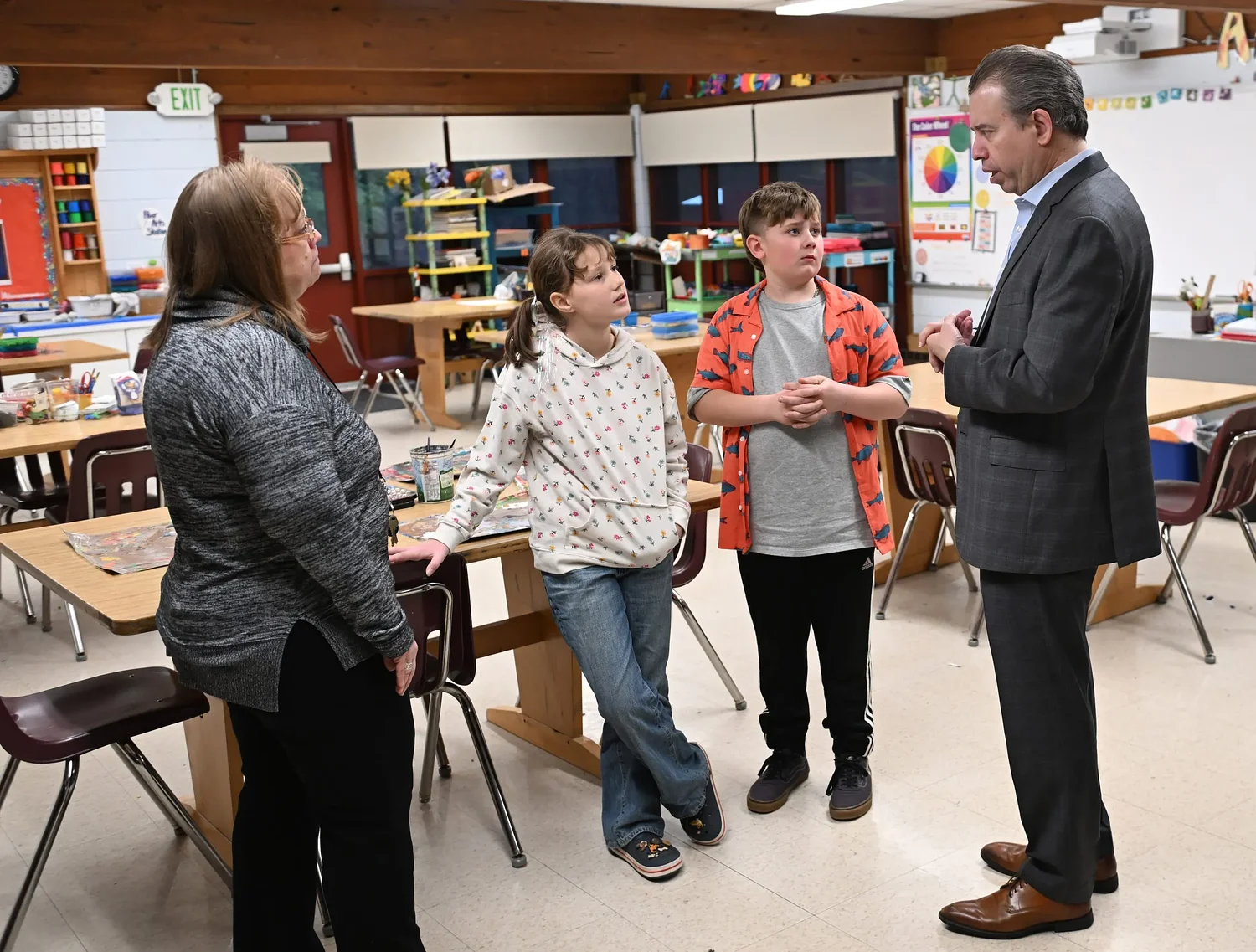 DESE commissioner tours Swift River School in New Salem