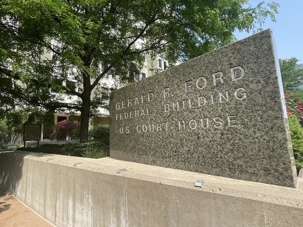Ex-shelter director gets prison, $95K theft ‘reprehensible,’ prosecutor says