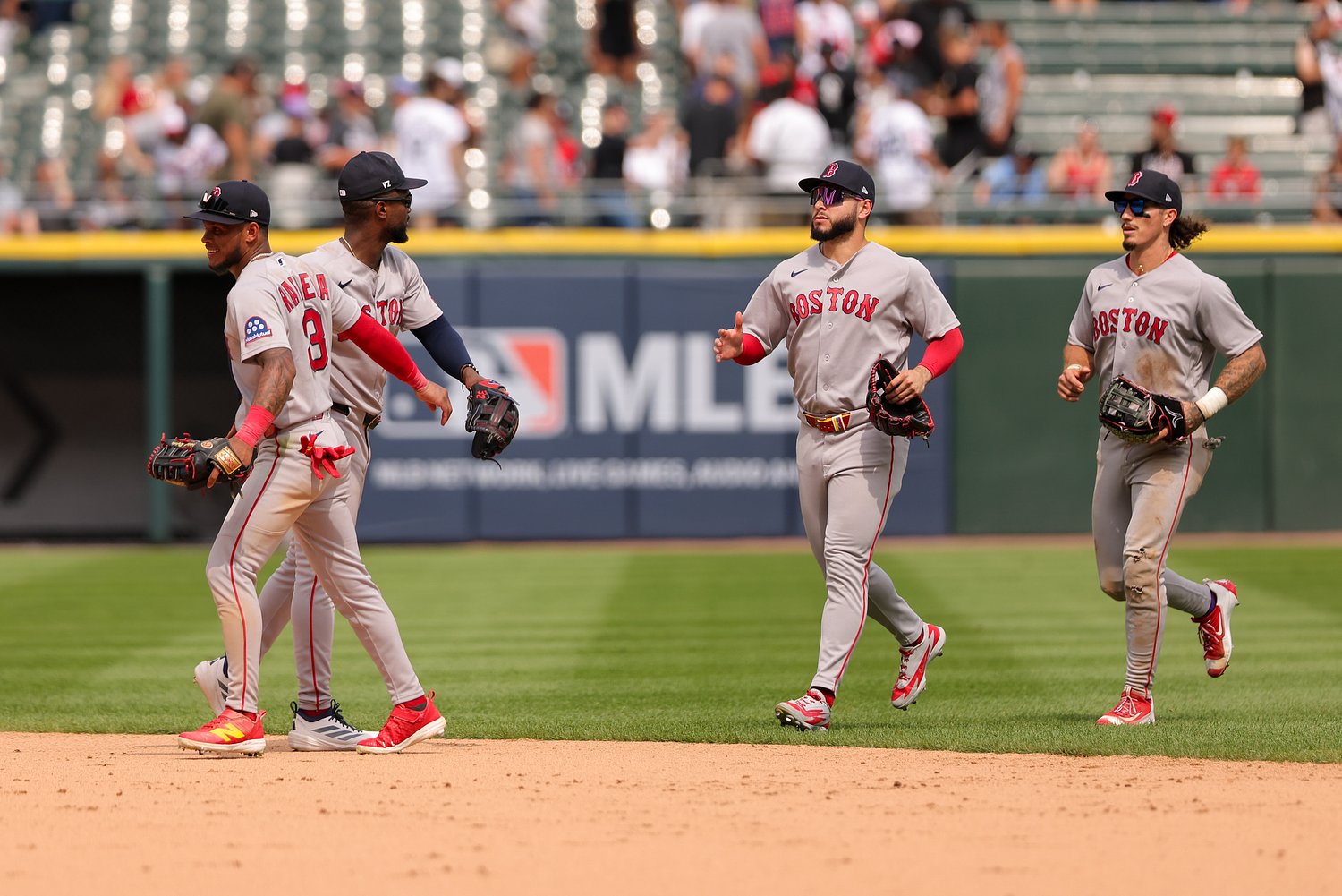 Red Sox flight troubles leave team scrambling to get to Citi Field on time for game