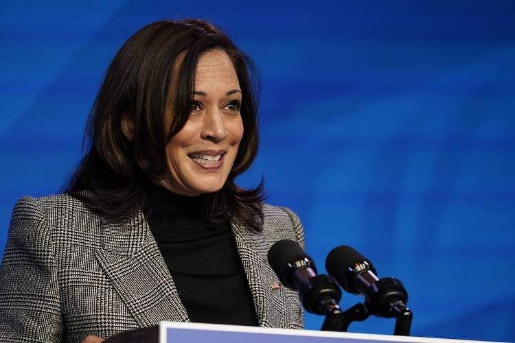 Kamala Harris hopes to help Dems during NH visit in final sprint to midterms