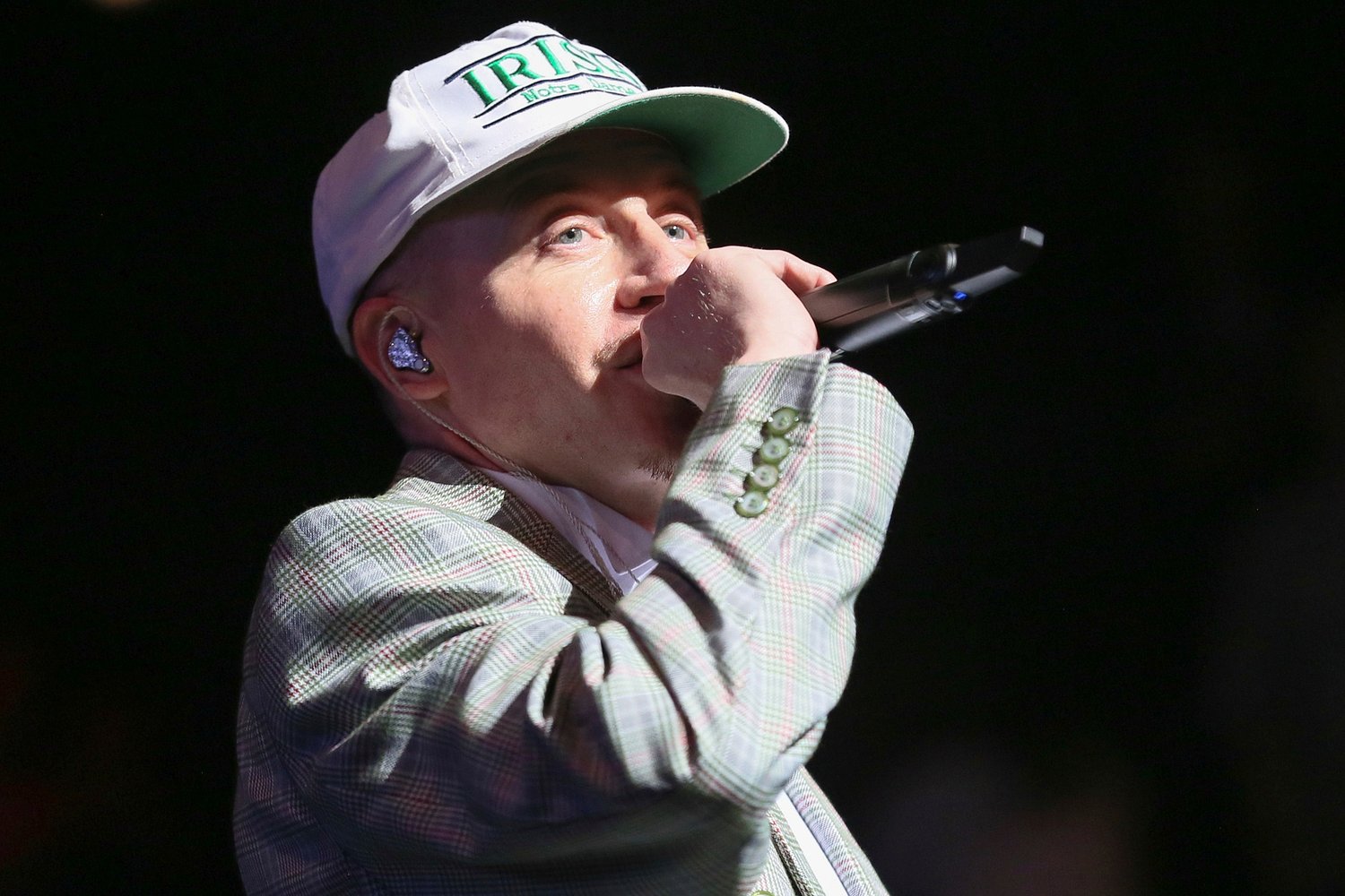 Macklemore vs. Everybody