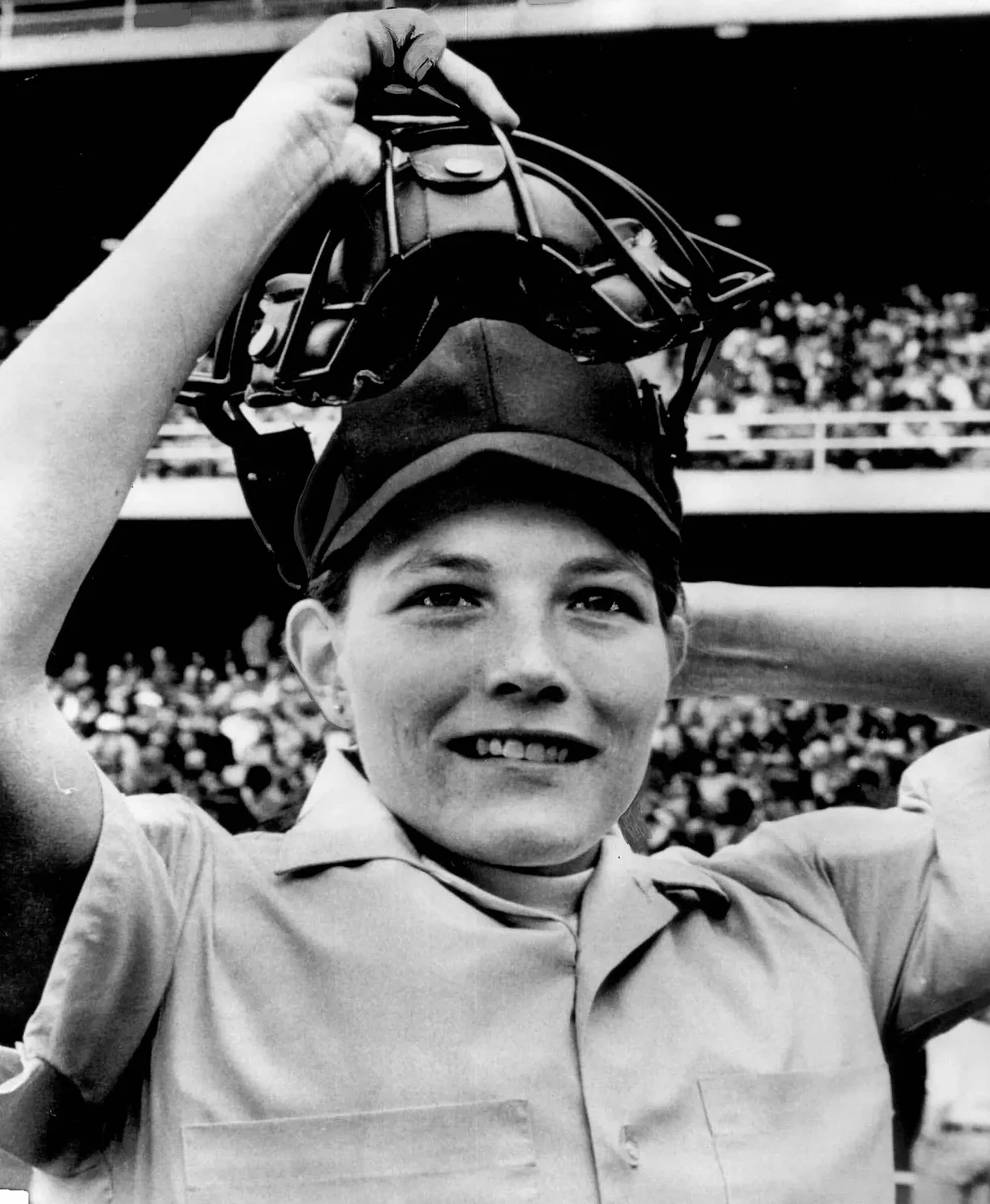 Seattle's Christine Wren, baseball's first full-time female umpire, dies at 78