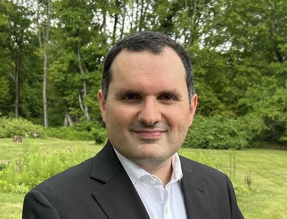 Michael Shamgochian seeks Petersham Selectboard seat