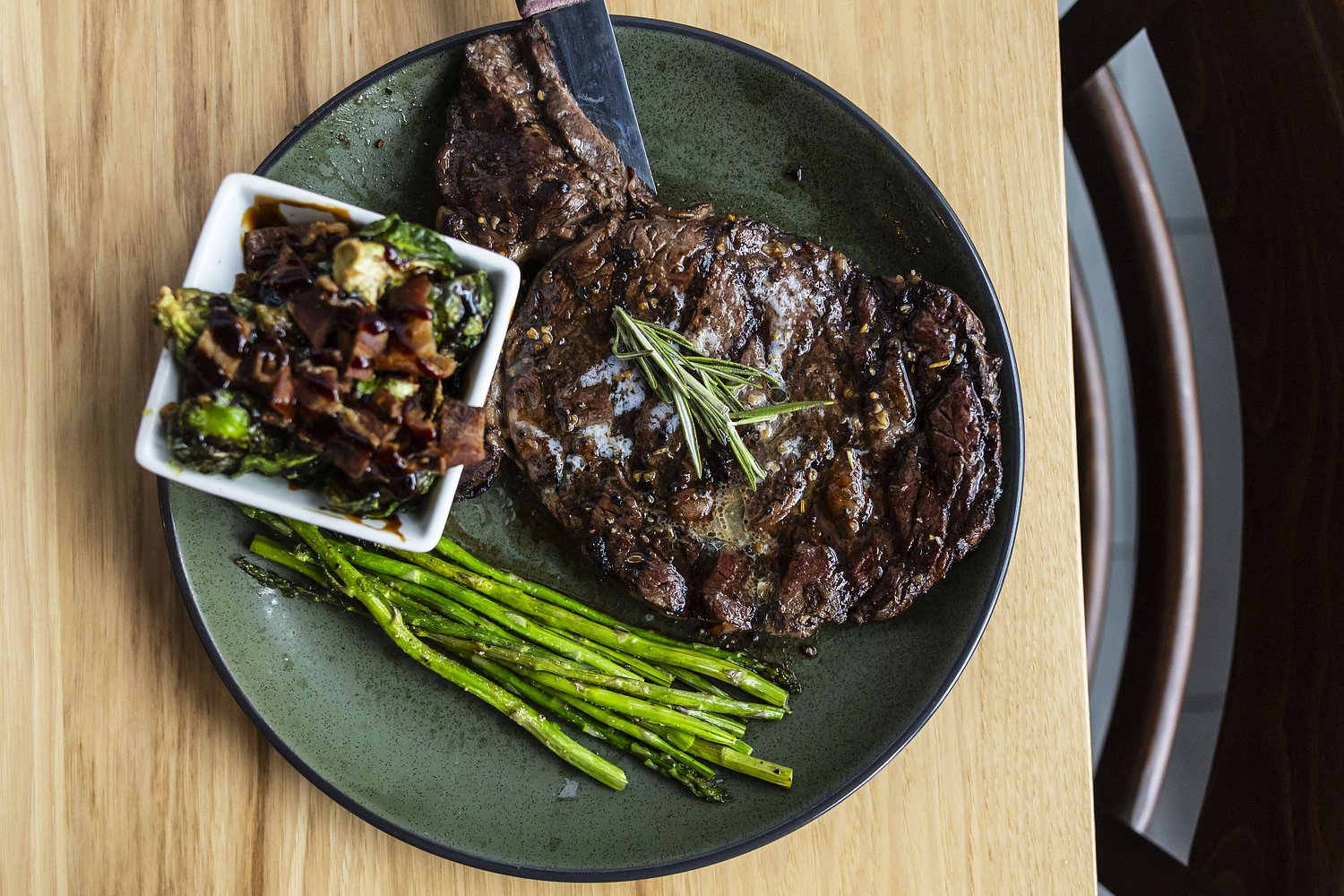 In the heart of Midland, O’s Mid & Main serves high-quality food with top-notch hospitality