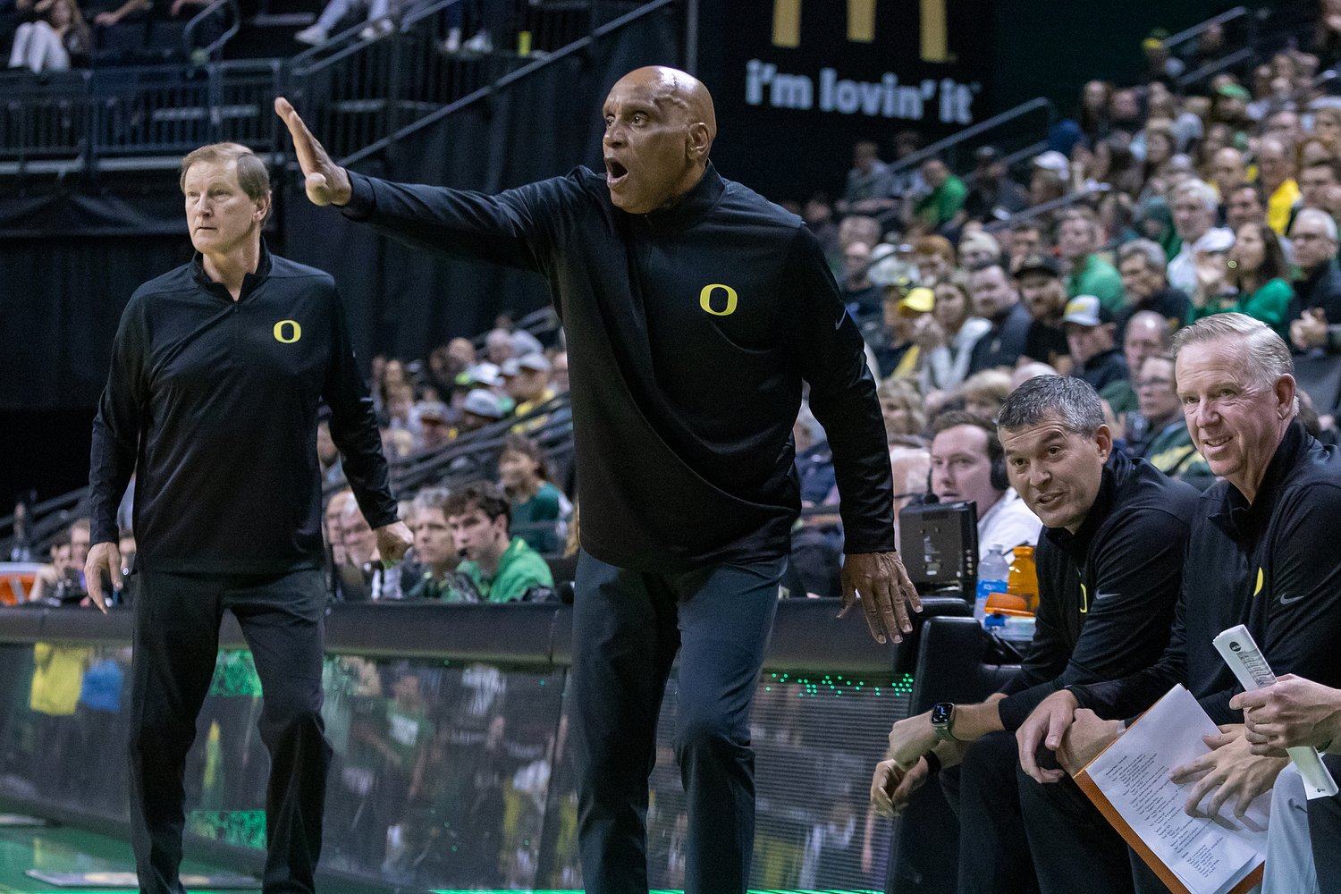 Tony Stubblefield leads Oregon into an uncertain future post-Dana Altman