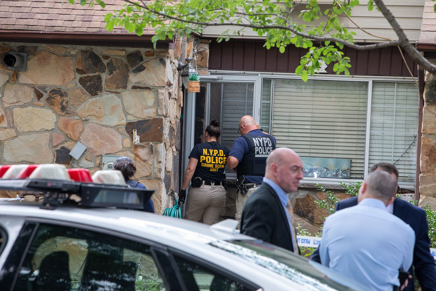 Second person declared dead in domestic shooting at Staten Island home, possible murder-suicide: Sources