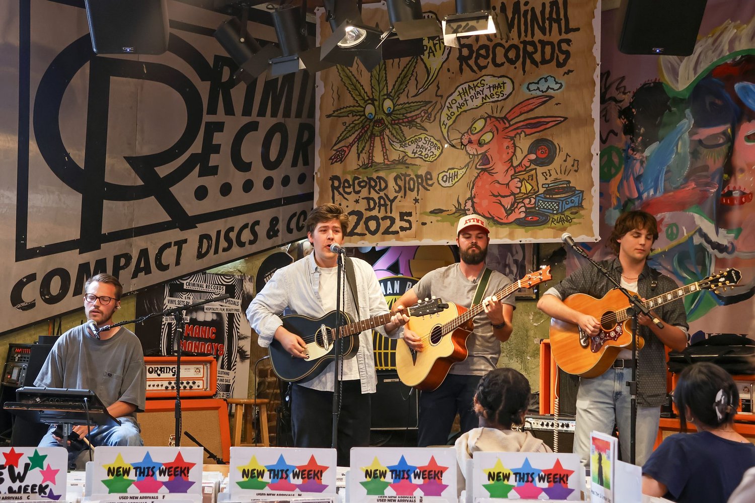 Braves pitcher Spencer Strider brings baseball and music communities together through vinyl giveaway