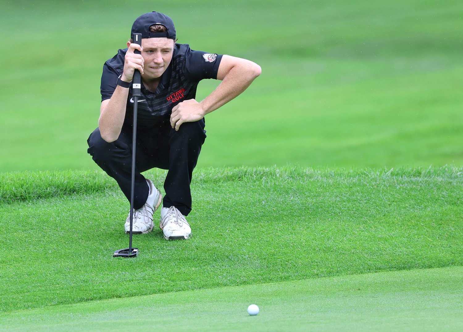 Ottawa’s Bryer Harris wins Interstate 8 boys golf title, Kaneland win team crown despite long weather delay