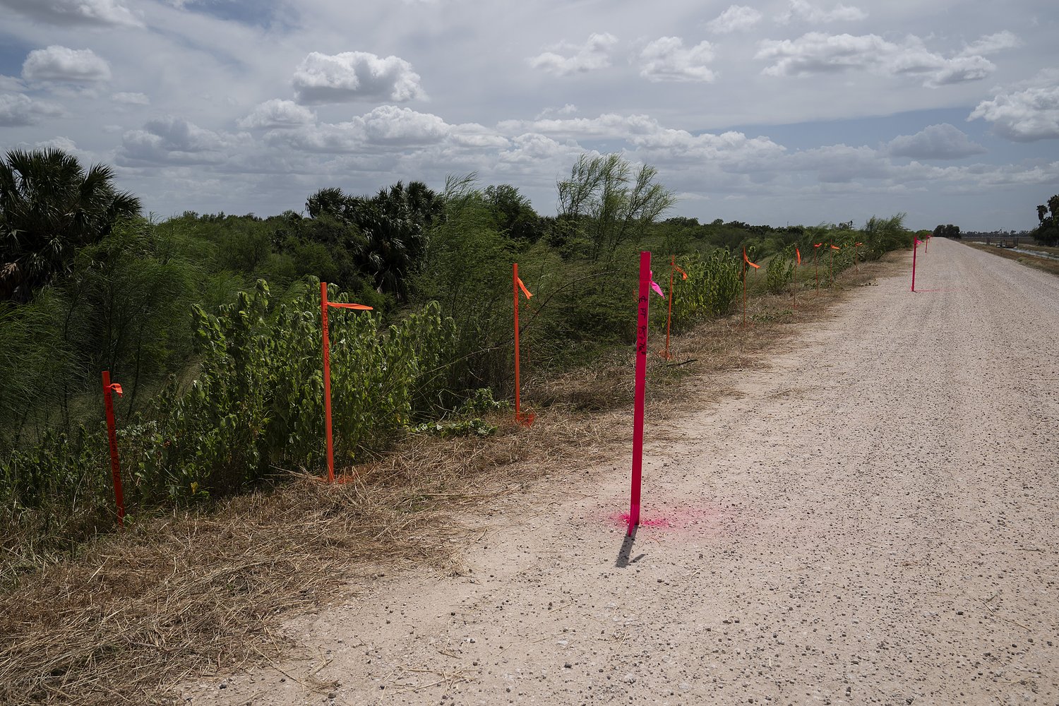 Feds may build border wall through South Texas refuge as original plan stalls in court