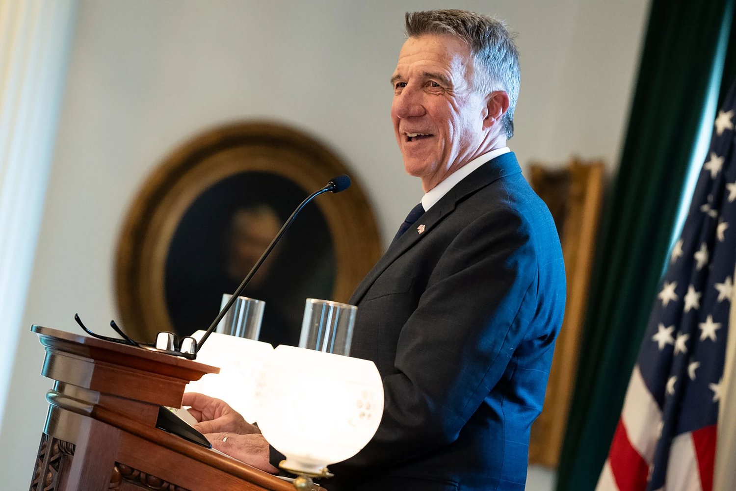 Fiscal debate heats up as Scott pursues tax cuts ahead of reelection