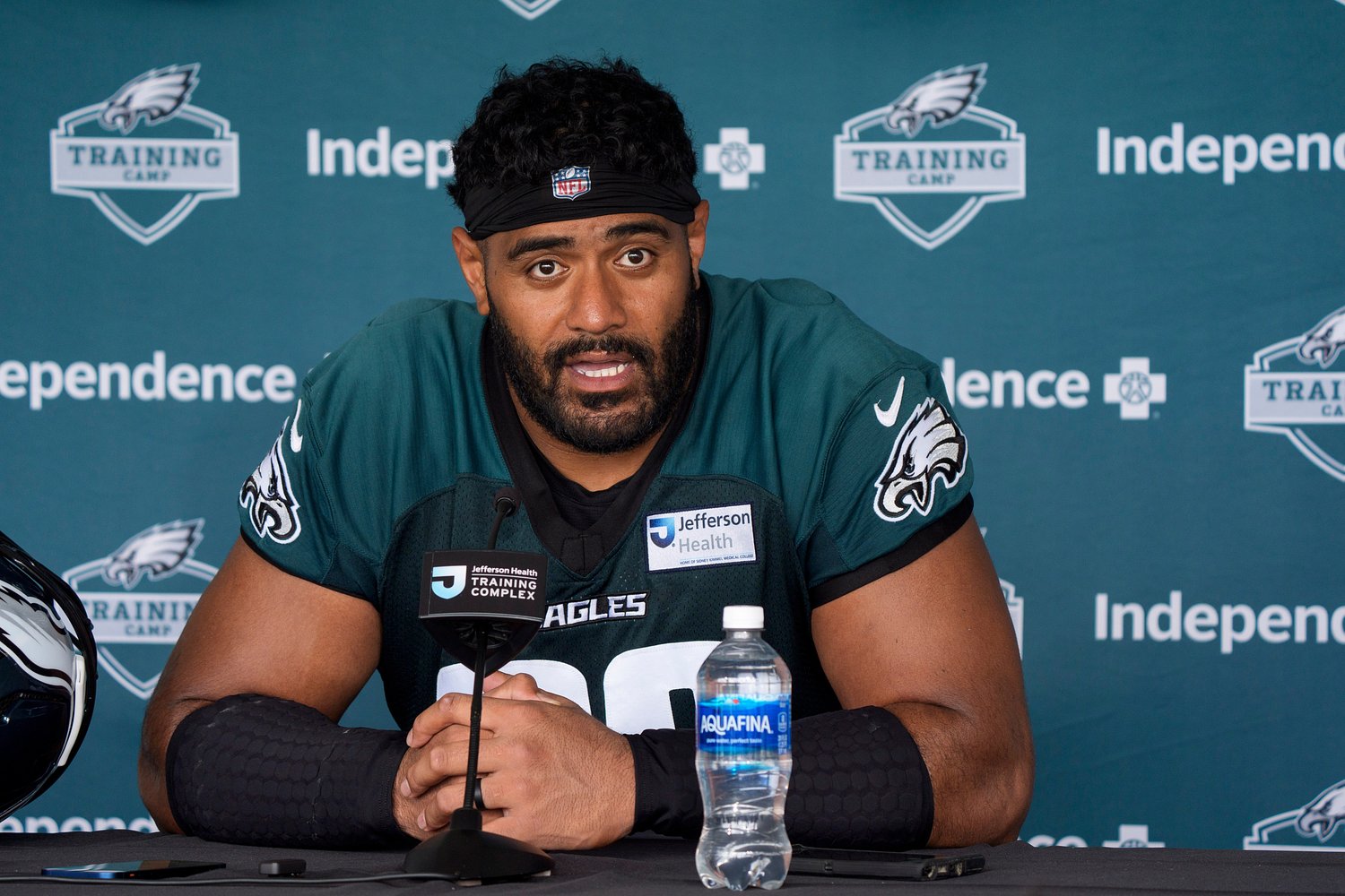 Eagles keep winning despite ugly offensive trend: ‘Bad habits’ and ‘got to be smarter’