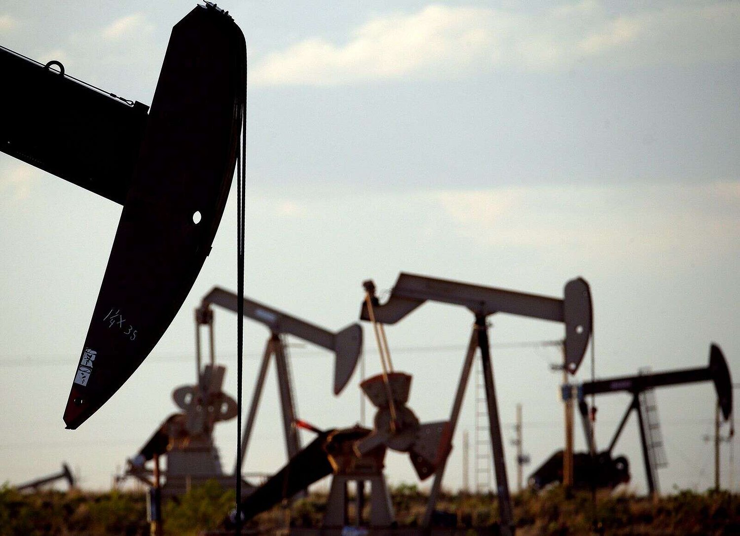 District court judge allows industry groups to intervene in oil and gas lawsuit