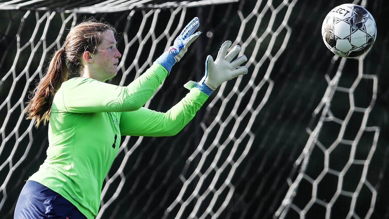 Goalie’s shootout heroics lead Trinity Hall girls soccer to Shore Conference Tournament final
