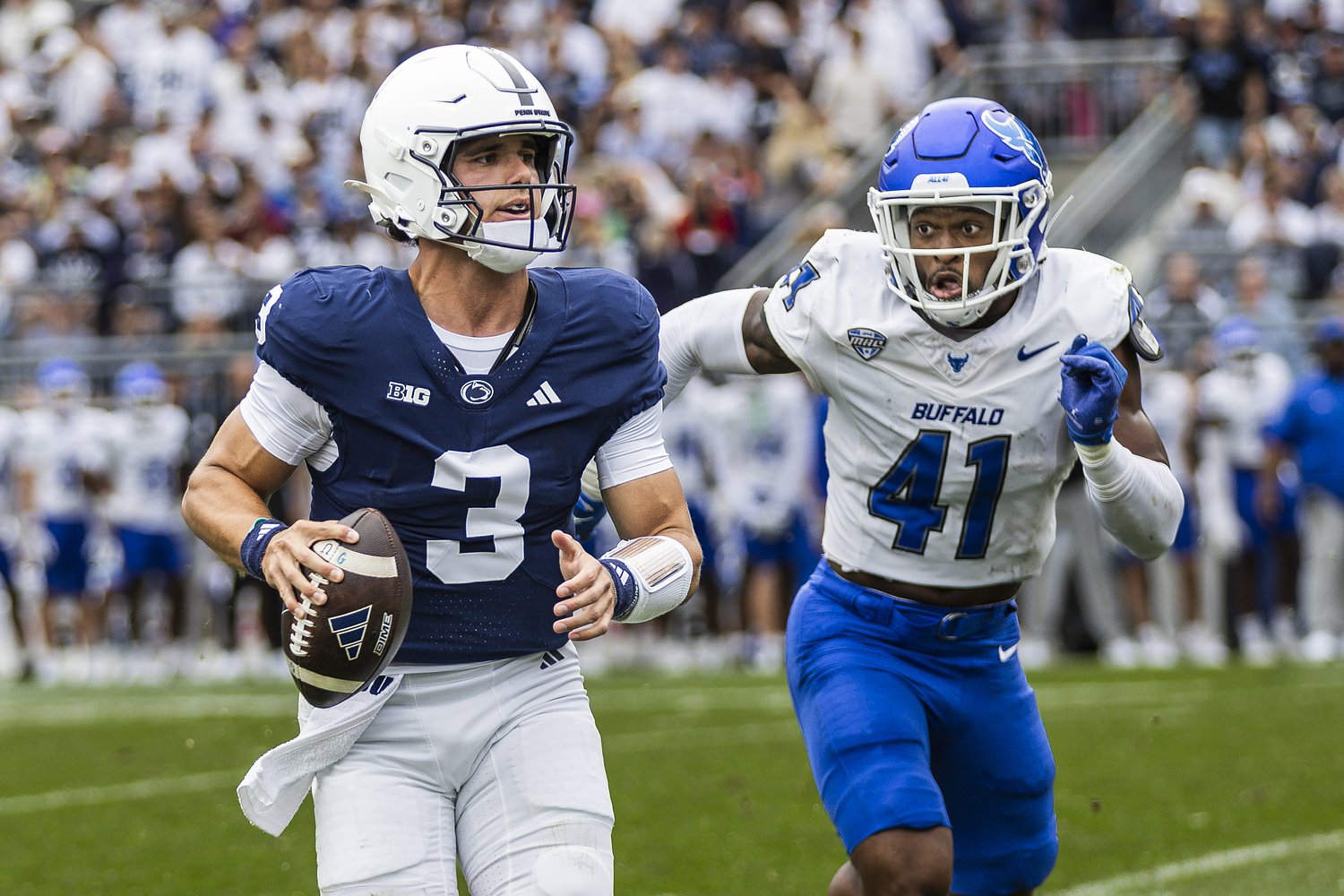 Who are the Penn State-Wisconsin announcers? Who is carrying Saturday’s game?