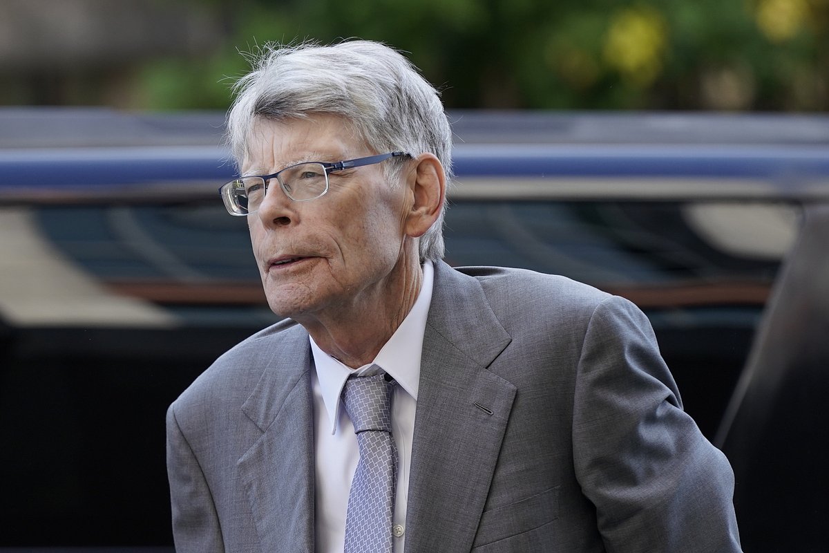 Stephen King defends Graham Platner amid rape allegation