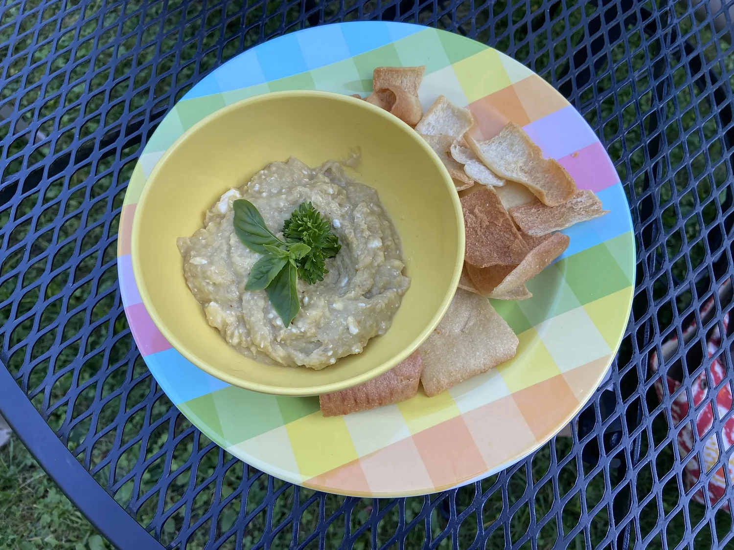 Eggplant’s royal air: A dip for that waterside affair