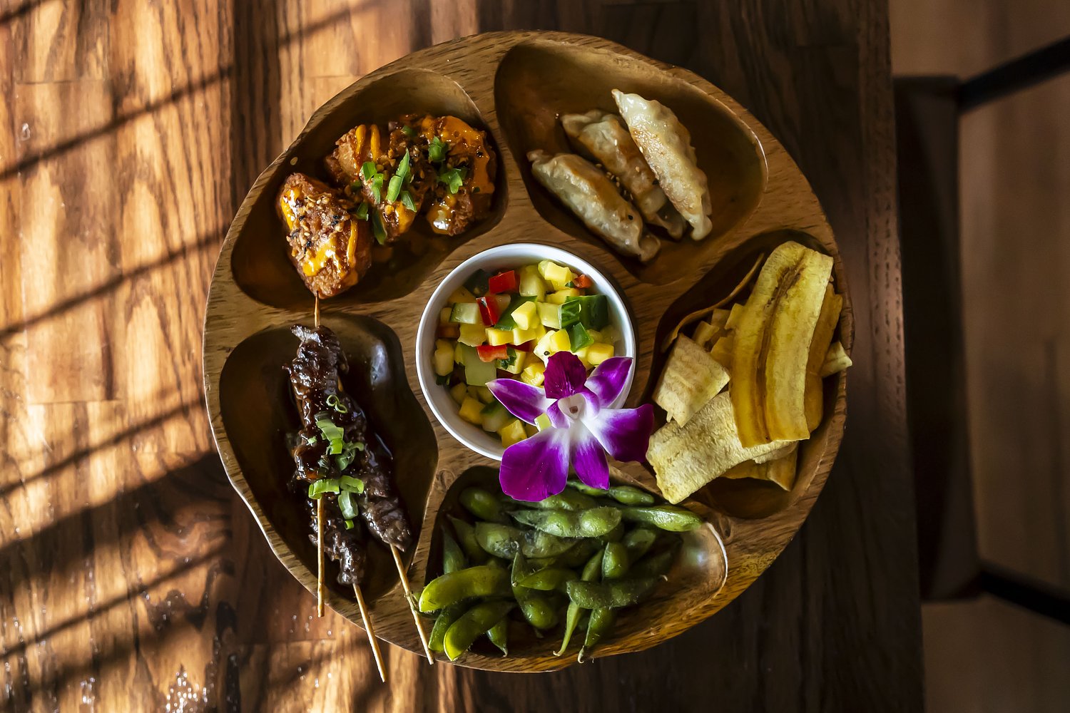 There’s a surprising new restaurant bringing island vibes and shareable pupu platters to ‘Michigan’s Little Bavaria’