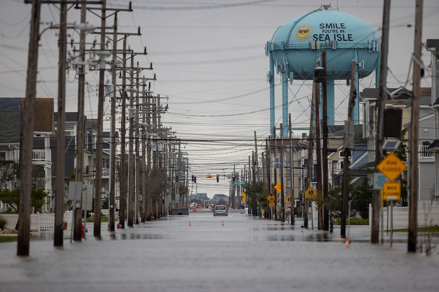 Dangerous Jersey Shore flooding prompts major travel warnings, road closures Saturday night