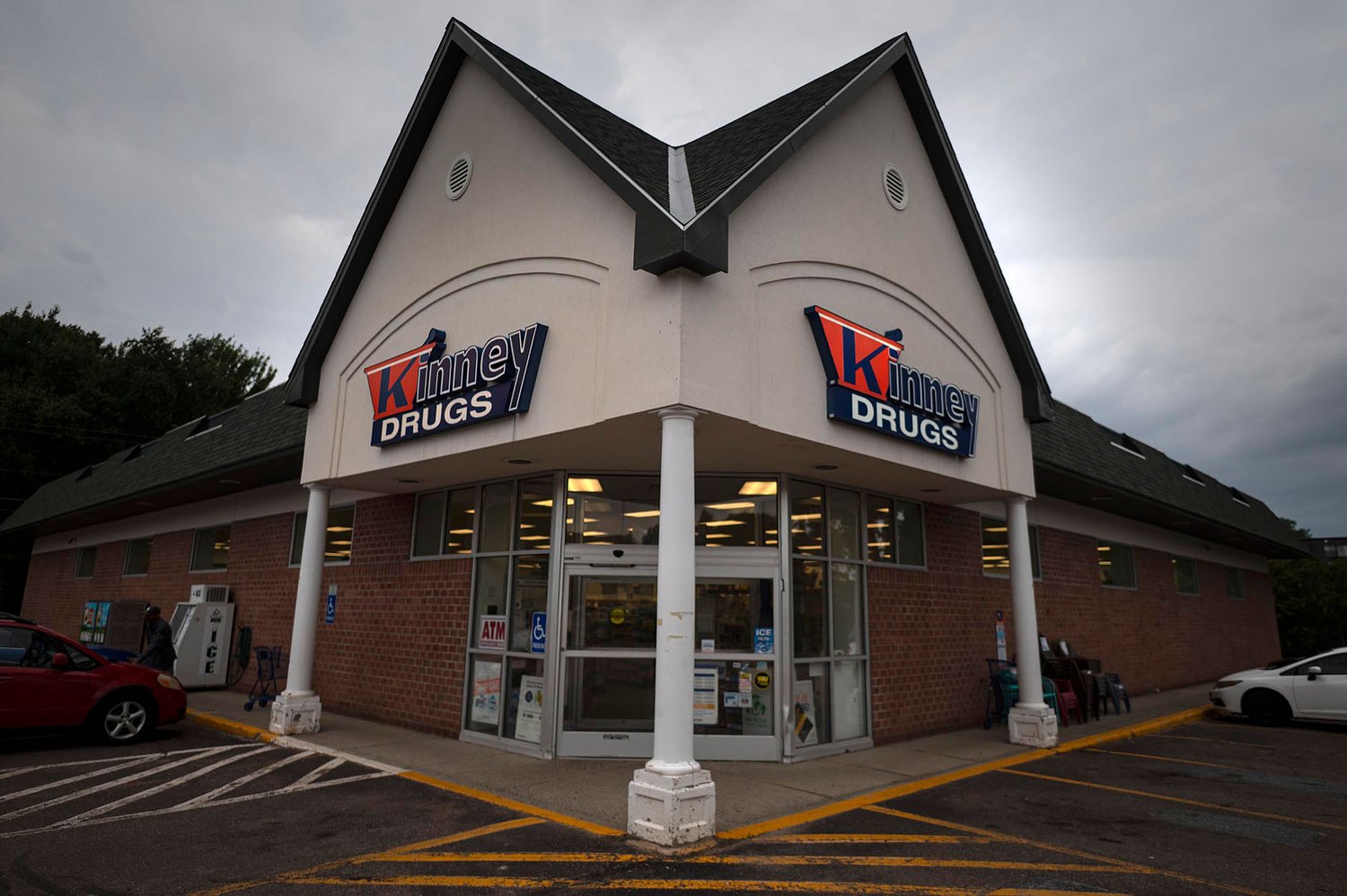 Kinney Drugs pulls back AI tool after customer complaints