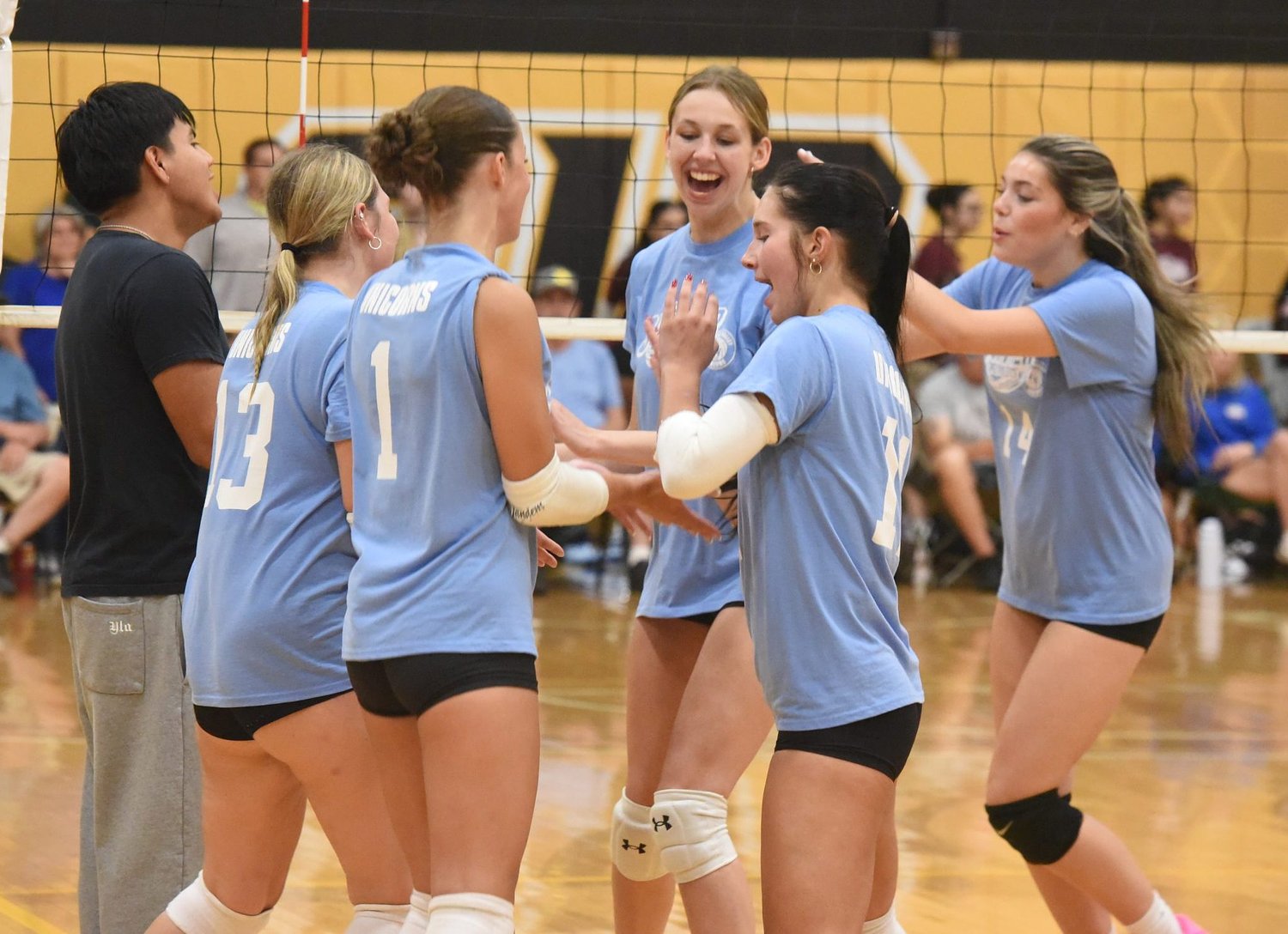 Girls volleyball: Magical Unicorns cap off perfect season, Amherst grabs bronze in PV summer league finale