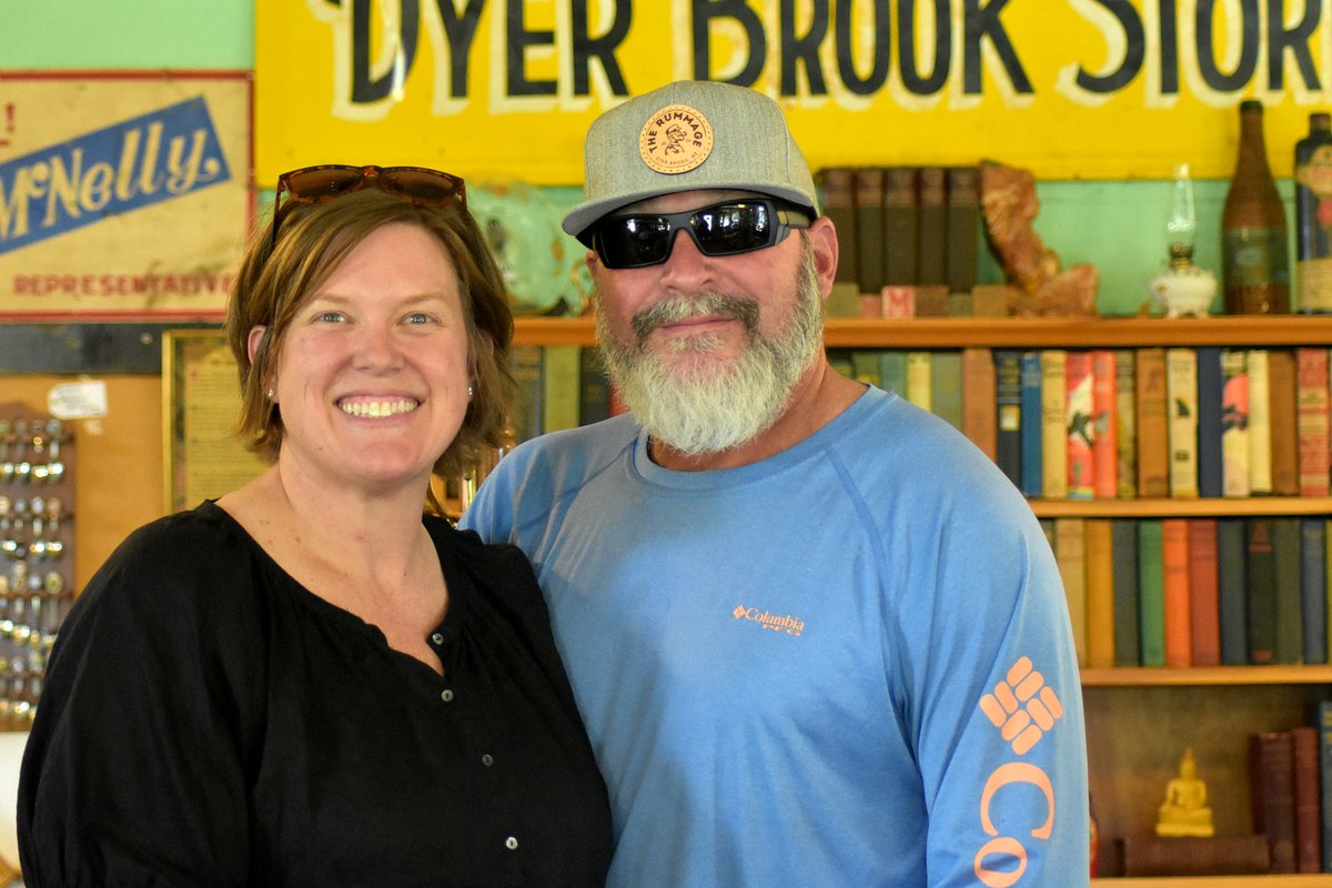An Oklahoma couple creates a vintage haven in Aroostook