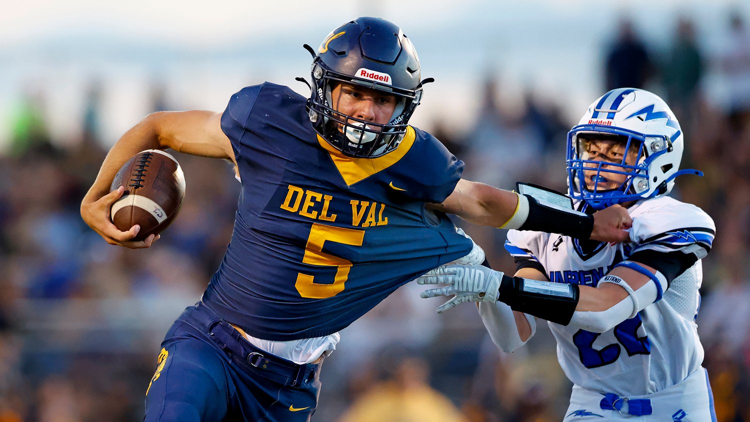 QB shines with arm, legs for Delaware Valley football in road win at New Brunswick