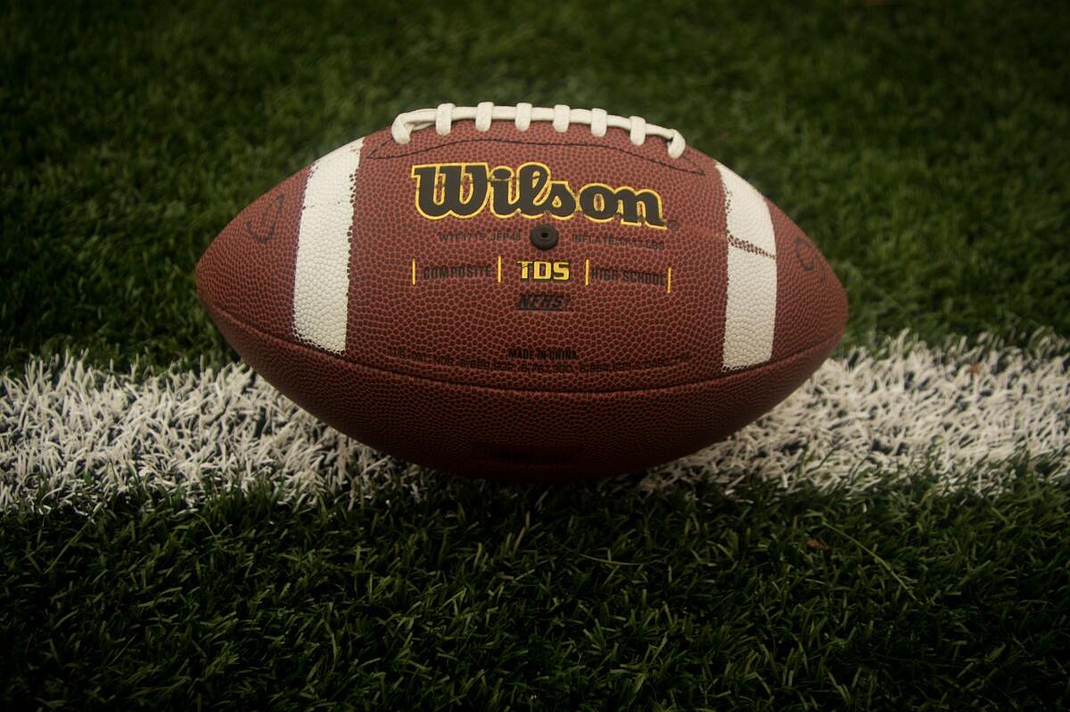 Massabesic survives 6 turnovers to edge Bangor in football opener