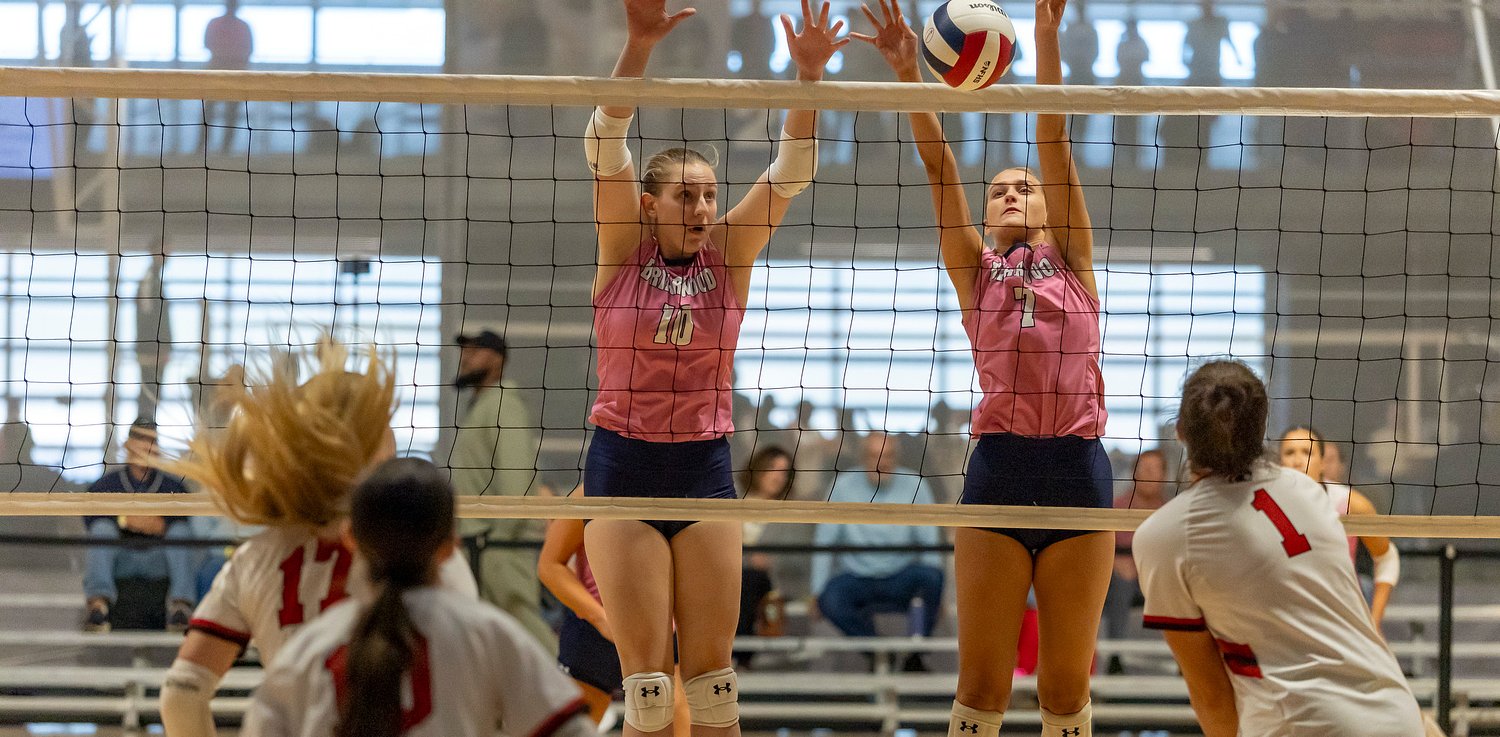 High school volleyball teams battle for Elite Eight during Day 1 of AHSAA Super Regionals