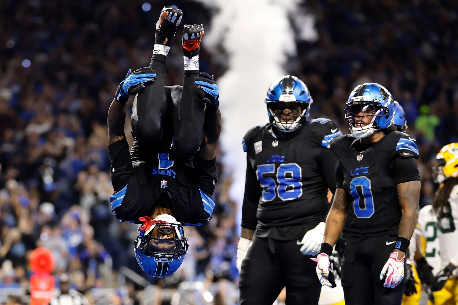 Lions beat Packers 20-17 on last-play field goal to bail out Dan Campbell's failed 4th-down gamble