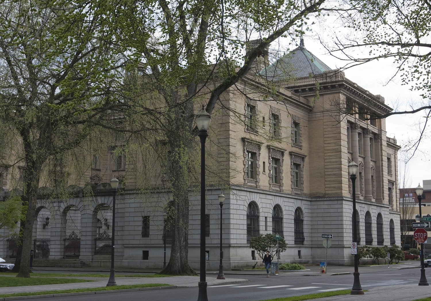 A stately Pearl District building hits Portland’s grim office market