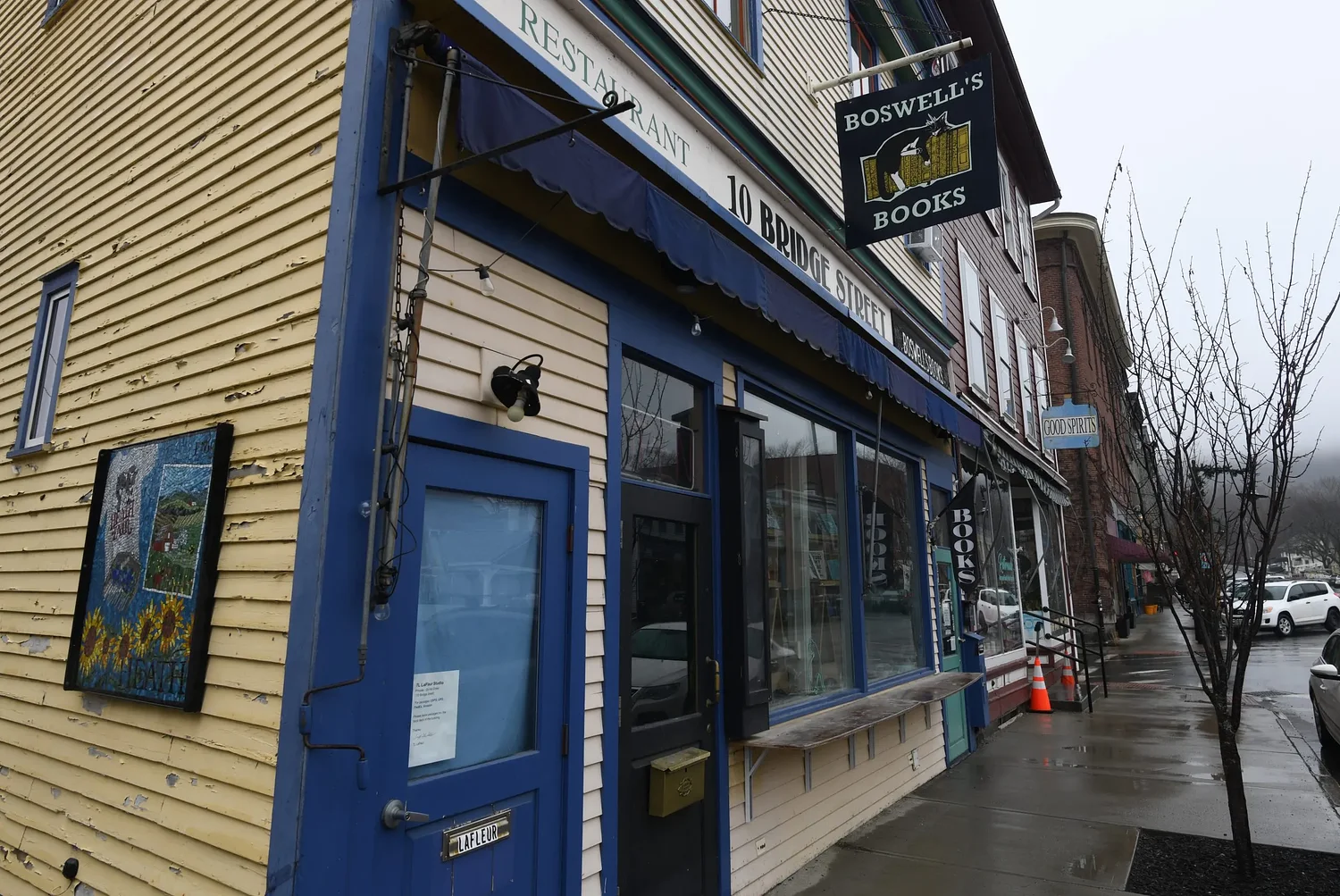 Hotfire Bar and Grill owner buys Boswell's Books building in Shelburne Falls